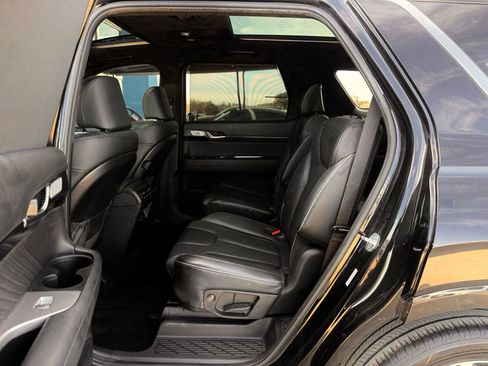 Used 2024 Hyundai Palisade Calligraphy image 18