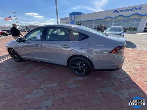Certified 2025 Honda Accord SE image 31