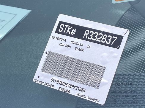 Certified 2025 Toyota Corolla LE image 35