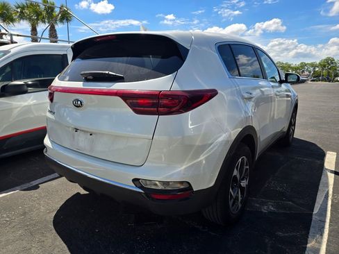 Certified 2021 Kia Sportage LX FWD image 9