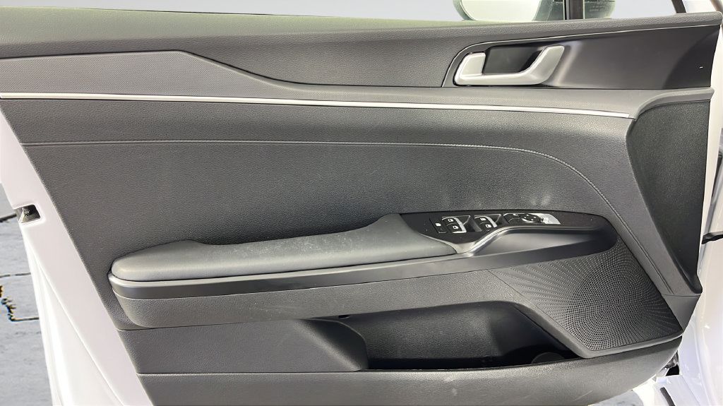 Used 2024 Kia K5 GT-Line w/ GT-Line Premium Package FWD image 13