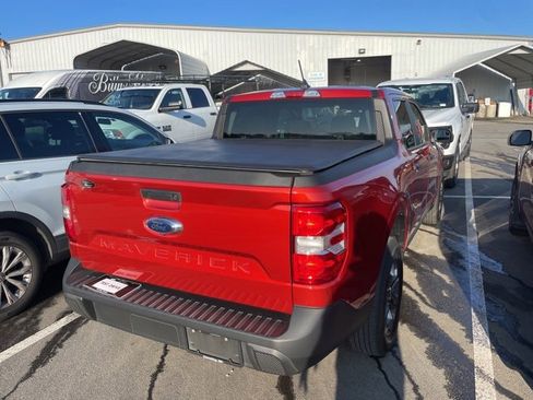 Used 2022 Ford Maverick XLT image 3