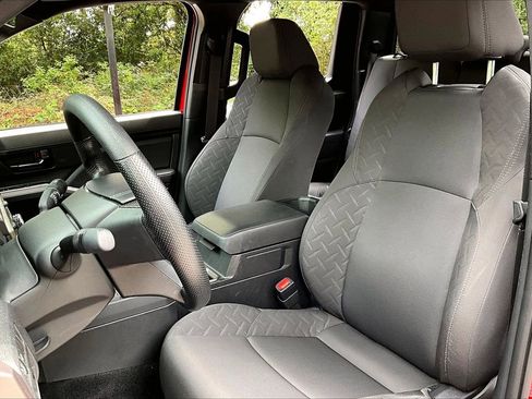 Used 2025 Toyota Tacoma SR5 RWD image 18