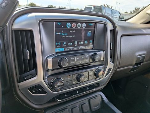 Used 2017 GMC Sierra 2500 SLT image 11