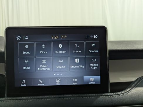 Used 2021 Lincoln Corsair Reserve w/ Elements Package AWD/4WD image 23