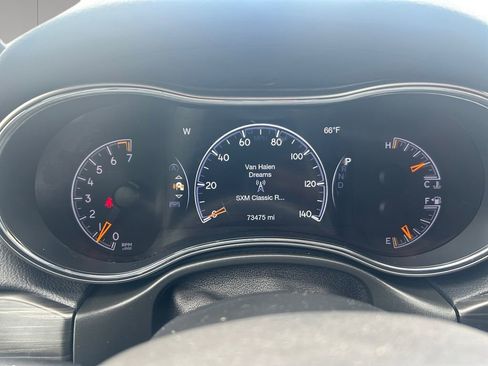 Used 2021 Jeep Grand Cherokee Laredo X image 14