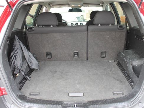 Used 2013 Chevrolet Captiva Sport LS image 25