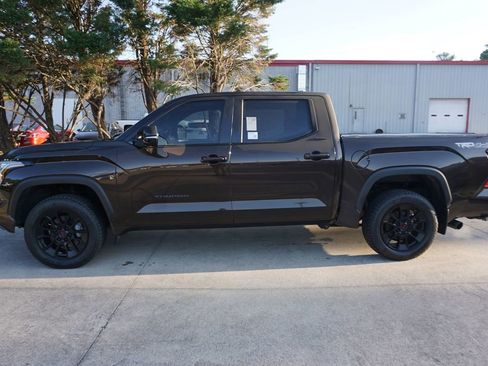 Used 2024 Toyota Tundra Limited w/ TRD Off-Road Package image 18