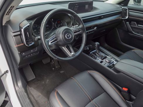 Certified 2025 MAZDA CX-50 AWD 2.5 S w/ Premium Plus Pkg image 11