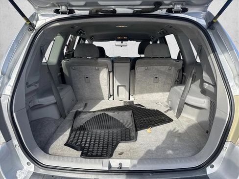 Used 2012 Toyota Highlander 4WD Hybrid image 21