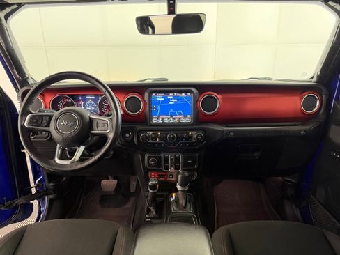 Used 2018 Jeep Wrangler Unlimited Rubicon AWD/4WD image 28