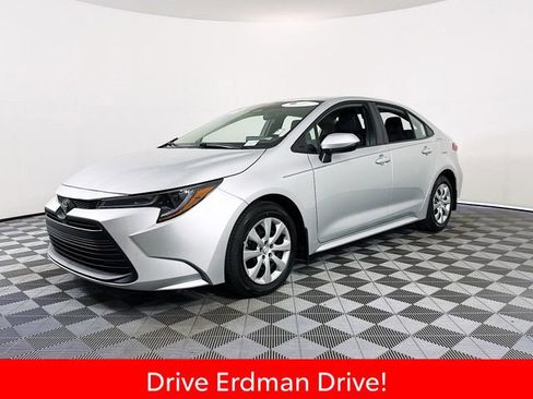 Certified 2026 Toyota Corolla LE FWD image 3