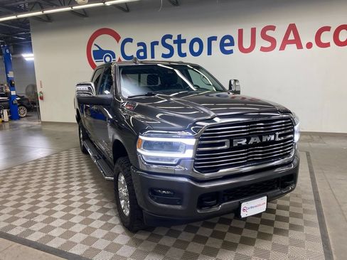 Used 2024 RAM 2500 Laramie w/ Safety Group AWD/4WD image 2
