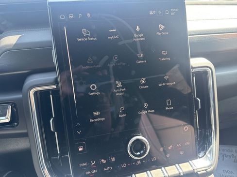 New 2026 GMC Yukon Denali w/ Sun & Power Step Package AWD/4WD image 16