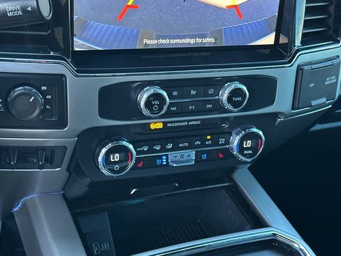 Used 2022 Ford F250 Lariat AWD/4WD image 20