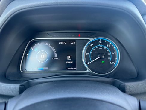 Used 2024 Nissan Leaf S image 12