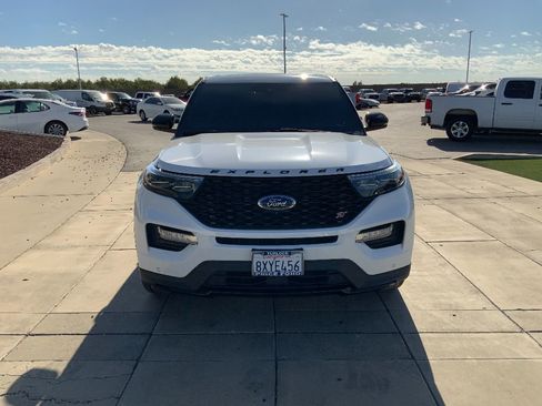 Used 2021 Ford Explorer ST w/ Equipment Group 401A image 3