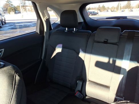 Used 2017 Ford Edge SEL w/ Class II Trailer Tow Package image 13