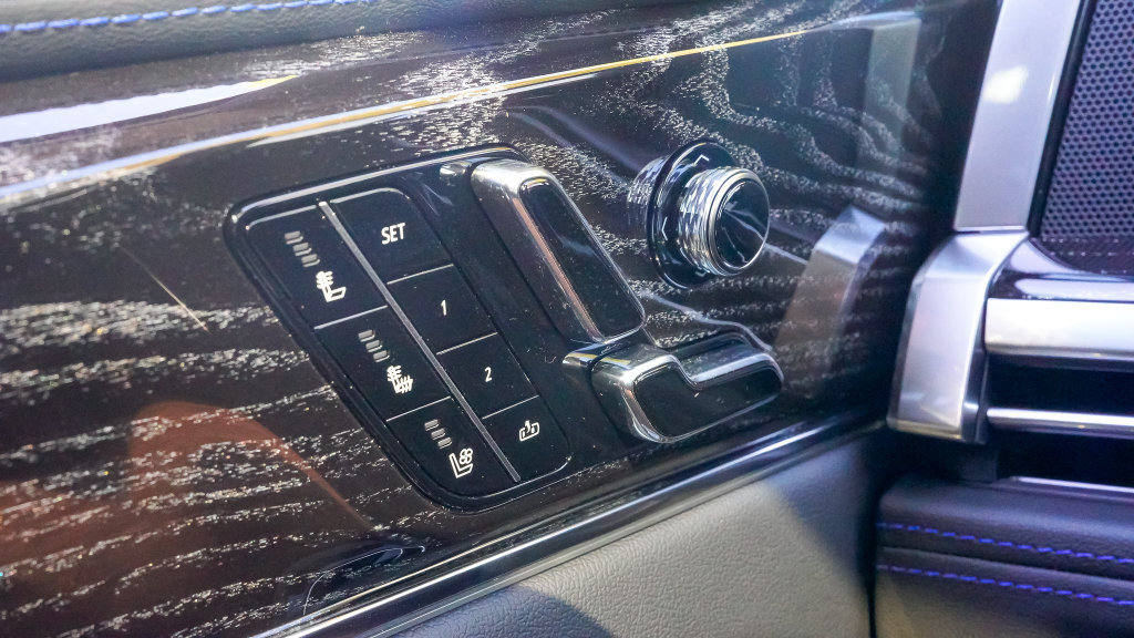 New 2026 Cadillac Escalade IQ Sport 1 AWD/4WD image 18
