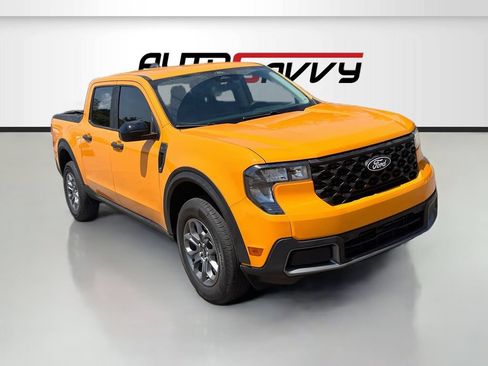 Used 2026 Ford Maverick XLT w/ XLT Luxury Package FWD image 1