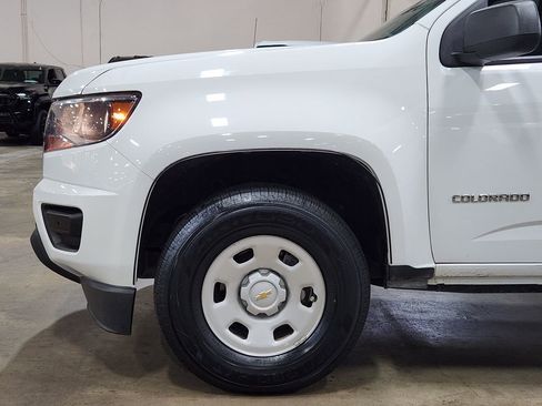 Used 2020 Chevrolet Colorado W/T w/ WT Convenience Package RWD image 5
