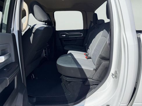 Used 2019 RAM 2500 Big Horn AWD/4WD image 11