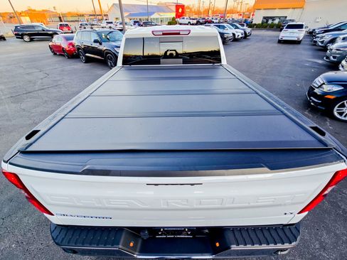 Used 2023 Chevrolet Silverado 1500 LT w/ Convenience Package II image 44