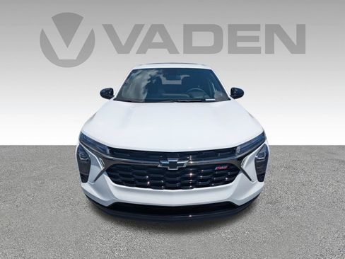 New 2026 Chevrolet Trax RS FWD image 25