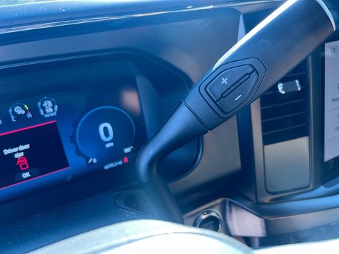 Used 2023 Ford F350 Lariat image 22