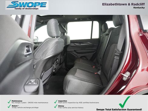 New 2026 Jeep Grand Cherokee Laredo X image 12