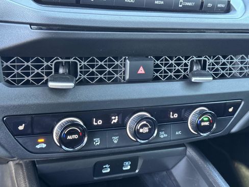 Certified 2025 Honda Accord SE image 15