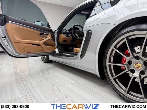 Used 2024 Porsche 718 Cayman GT4 image 36