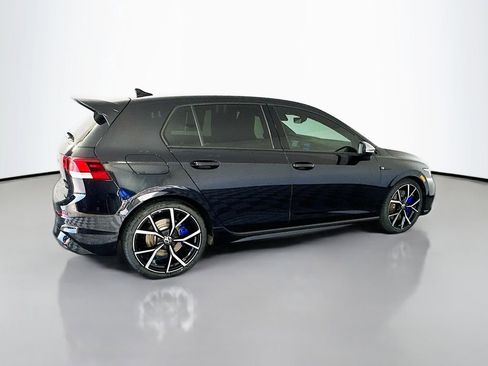 Used 2022 Volkswagen Golf R image 8