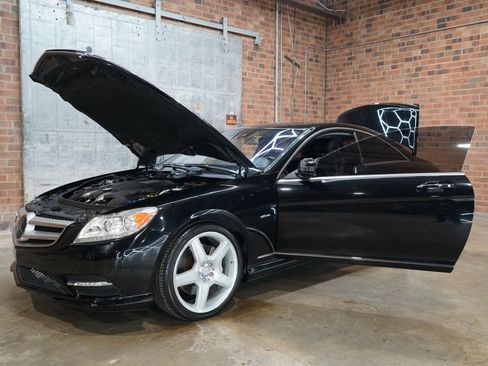 Used 2011 Mercedes-Benz CL 550 4MATIC w/ Sport Pkg Plus One image 25