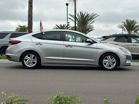 Used 2020 Hyundai Elantra Value Edition FWD image 3