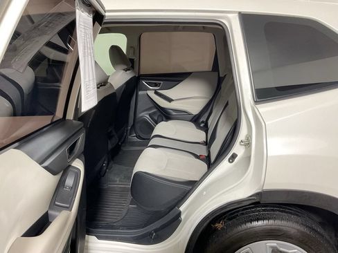 Used 2019 Subaru Forester AWD/4WD image 31