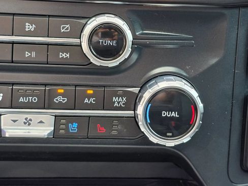 Used 2023 Ford F150 Platinum w/ Equipment Group 701A High AWD/4WD image 17