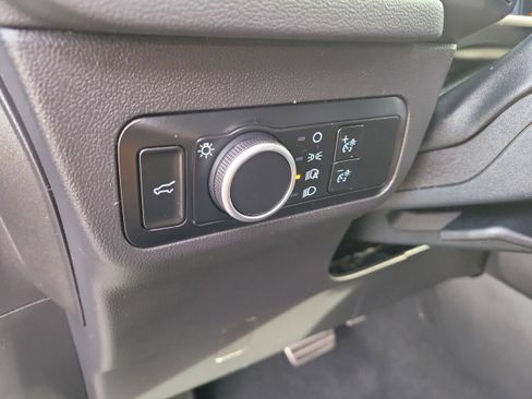 Used 2024 Ford Escape ST-Line w/ Tech Pack #1 image 21