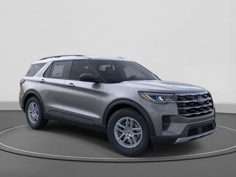 New 2026 Ford Explorer Active RWD image 7