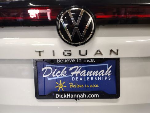 Used 2025 Volkswagen Tiguan SE FWD image 15