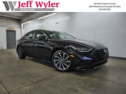 Used 2022 Hyundai Sonata Limited w/ Preferred Accessory Package