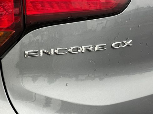 Used 2021 Buick Encore GX Essence w/ Experience Buick Package image 27