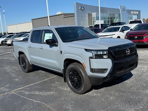 New 2026 Nissan Frontier SV w/ Tow Package image 2