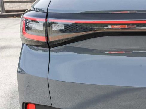 Used 2023 Volkswagen ID.4 Pro S image 11