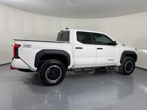 Used 2024 Toyota Tacoma TRD Off-Road w/ TRD Off Road Upgrade Package image 6