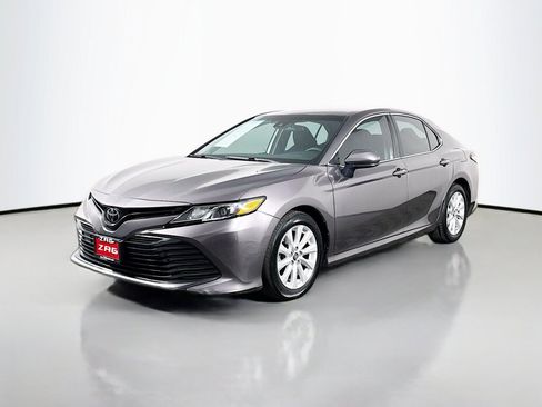 Used 2019 Toyota Camry LE FWD image 1