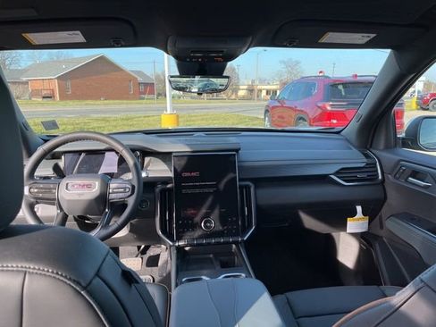 New 2026 GMC Acadia AT4 w/ Luxury Package image 12