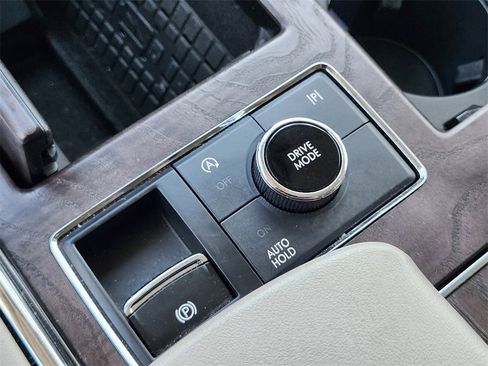 Used 2022 Lincoln Navigator Standard image 27