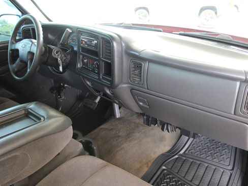 Used 2006 Chevrolet Silverado 1500 LS RWD image 16