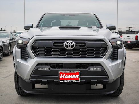 New 2025 Toyota Tacoma TRD Sport image 2